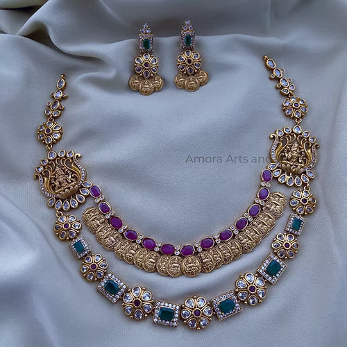 Antique Short Necklace 2 Lear